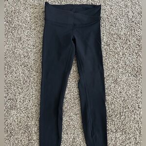 Black Lululemon Wonder Under Leggings